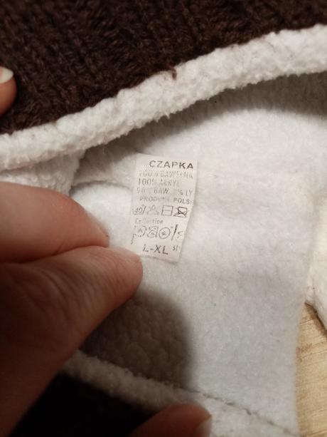2x čepice (ušanka), 
