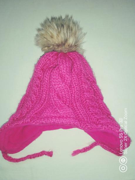 Dívčí čepice, 86