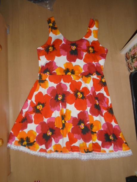 Šaty květy vel 40/42, 40 / 42