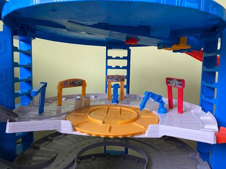 Hot wheels city supergaraz, 