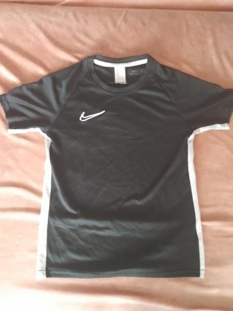 Sportovní triko nike 137-147, nike,140