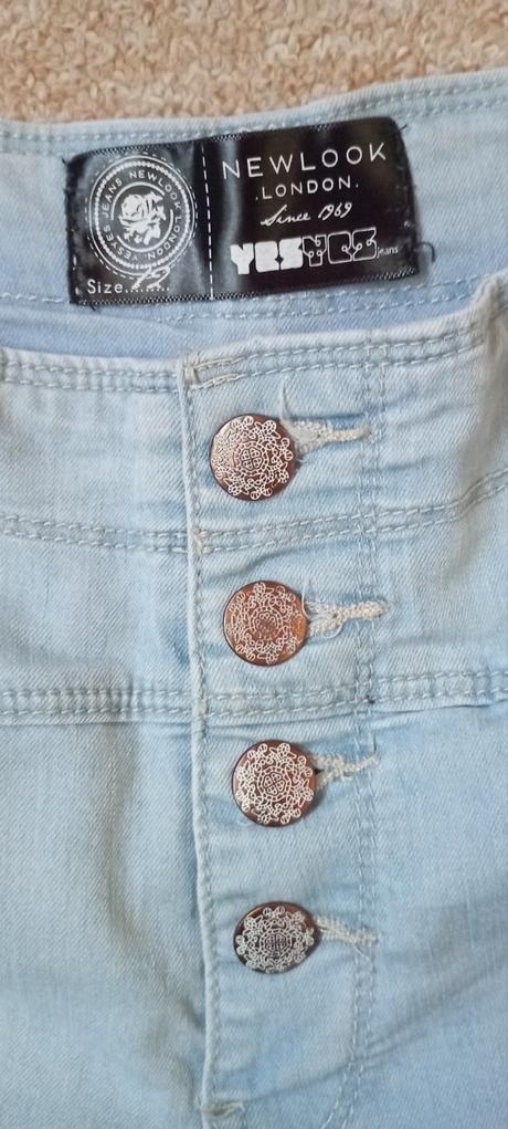 Šortky vysoký pas zn."nee look" vel.40/l", new look,l