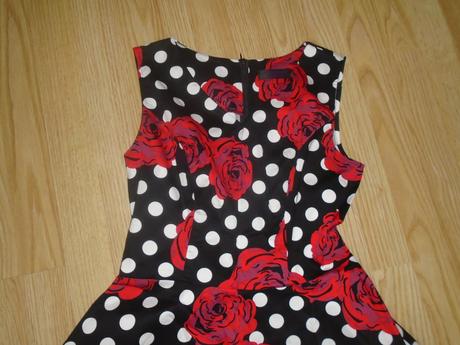 Dámské šaty vel. s, s