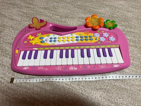 Elektronické dětské piáno, 