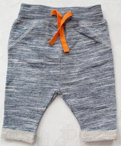 Tepláky vel. 0 - 1 m, primark,<50