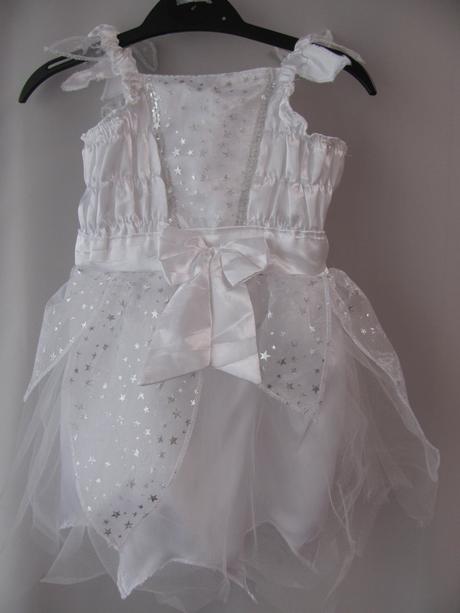 Kostým-šaty na malou vílu, 