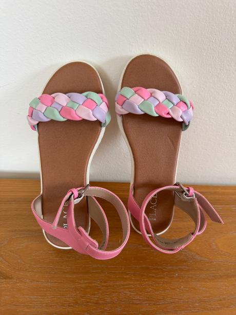 Sandálky růžové vel.33, 33