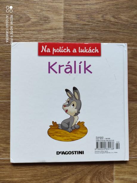 Kniha na poli a lukách králík, 