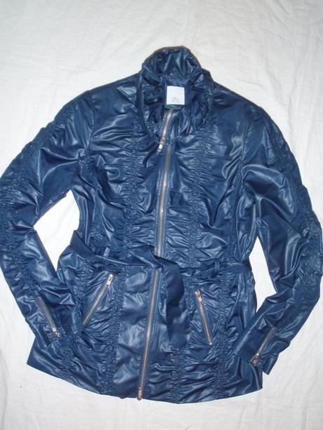 Luxusní tmavomodrý kabát, l