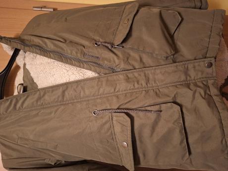 Chlapecká zímní bunda značky y.f.k. vel. 134/140., 134