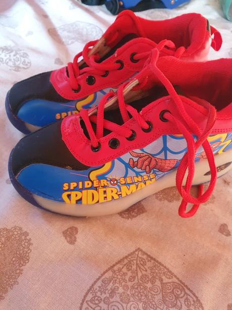 Tenisky spiderman vel.34, 34