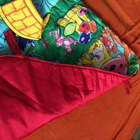 Hraci deka pro miminka, 