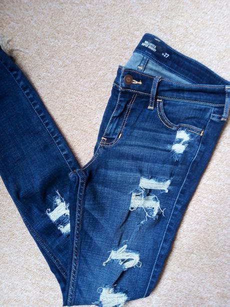 Trhané skinny zn.hollister" vel."27", hollister