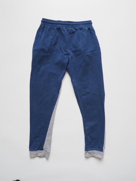 Tepláky vel 152, 152