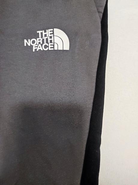 Tepláky the north face vel. 146-152, 146