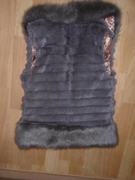 Vesta chlupatka vel 158-s luxusní, s