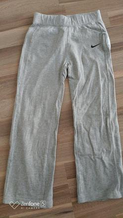 Tepláky, nike,110
