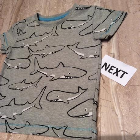 Tričko se žraloky zn. next, next,80