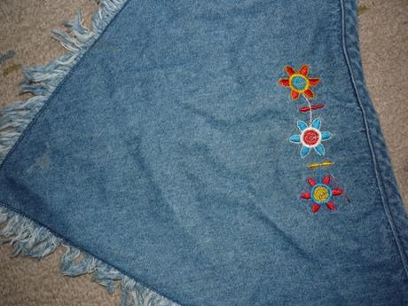 Vyšívaný šátek, balvněná čepice 104 110 116, 104