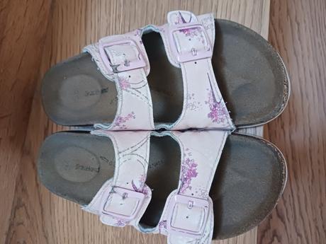 Přezůvky do školy č.32, 32