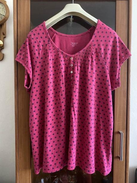 Triko vel. xxl / 52, 52