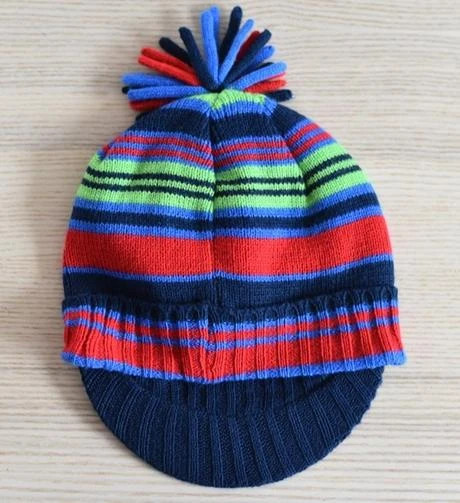 Čepice vel. 4 - 6 let, george,110