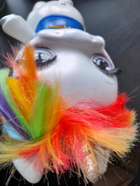 Velký jednorožec poopsie barevný střihlá ofina, 