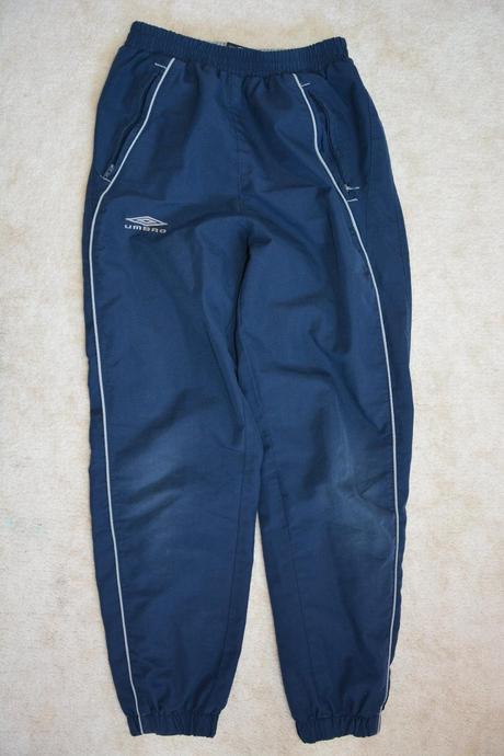 Sportovní kalhoty, umbro,134