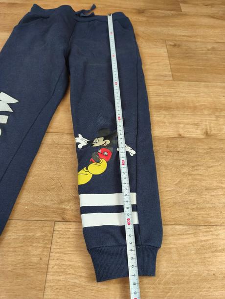 Tepláky 128, sinsay,128