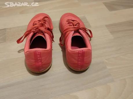 Sportovní sálové boty vel. 36 2/3 zn. adidas, adidas,36
