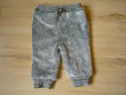 Teplé chlupaté tepláky next, next,68