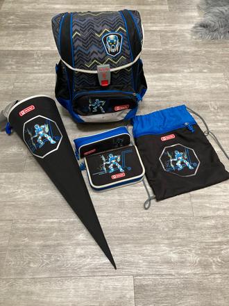 Školní aktovka hama step by step robot + prisl., 