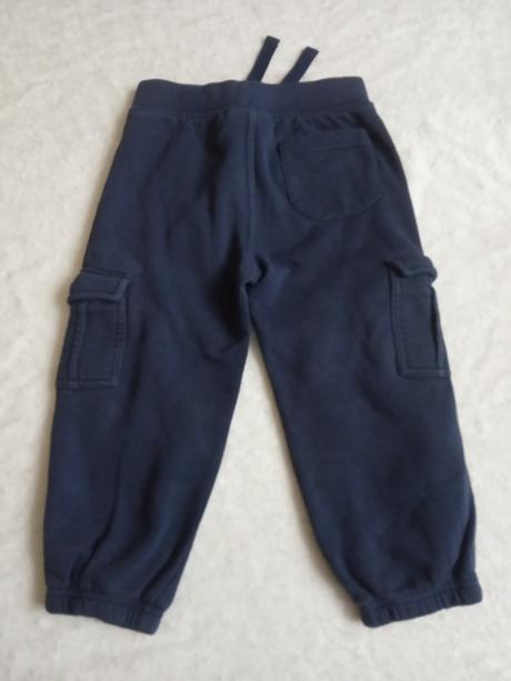 Tepláky 3-4roky, 104