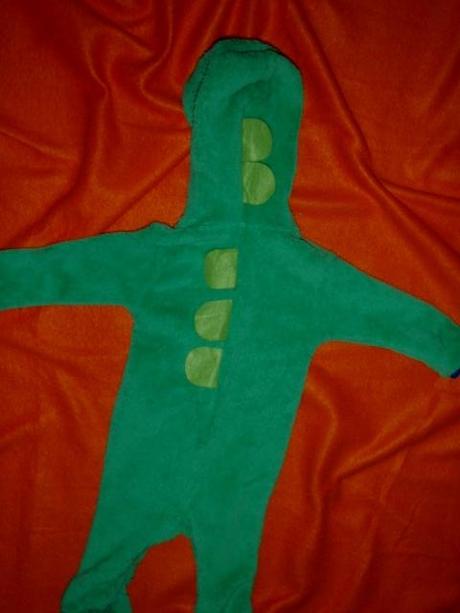 Krásný dráčkový overálek z mikroflísu, early days,68