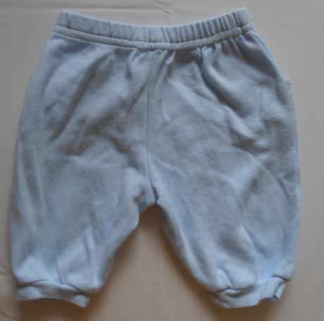 T30. bledě modré tepláky, early days,56