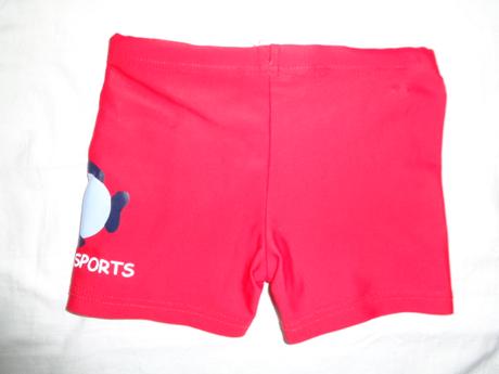 Krásné červené plavky s rybičkou, 104