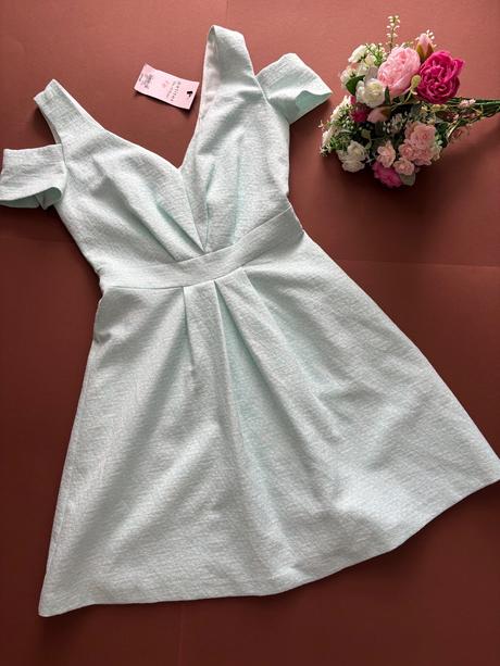 Ob/ šaty dámské /divči - v.34, xs