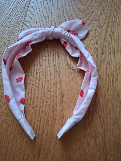 2x čelenka + gumička velká.,