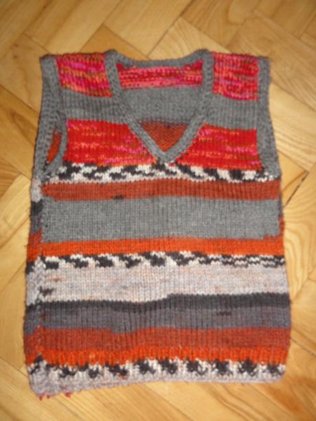 Pletená vesta, 104