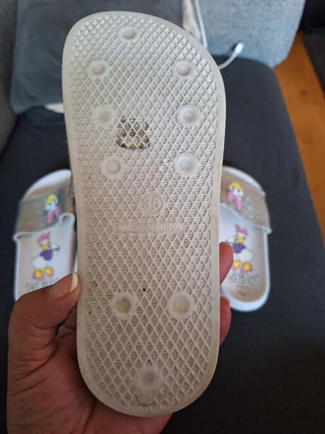 2x dívčí pantofle  značky disney, vel. 35, disney,35