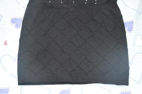 146 152 elastické tričko s kamínky, 146