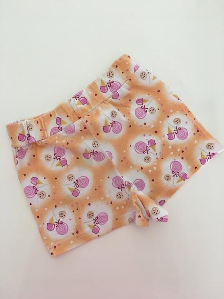 Dívčí bavlněné kraťásky (cca 2 roky), 92