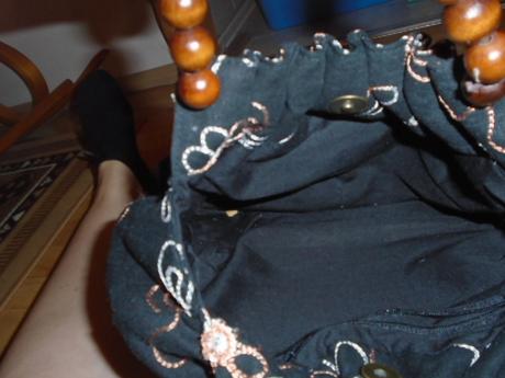 Kabelka na ruku vyšívaná, 