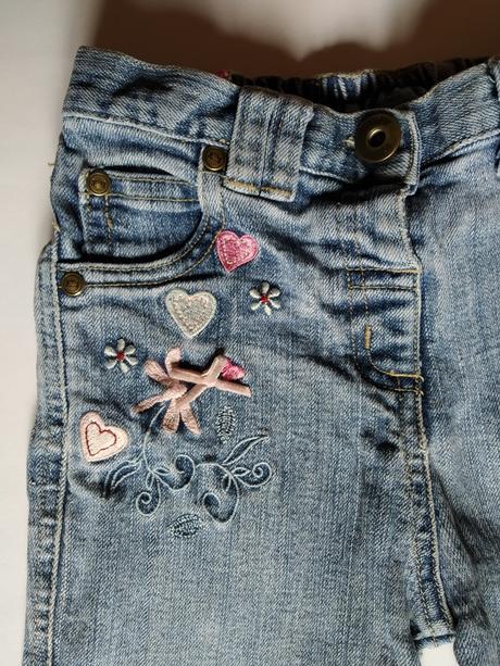 Džínečky s výšivkami, morris mouse,92