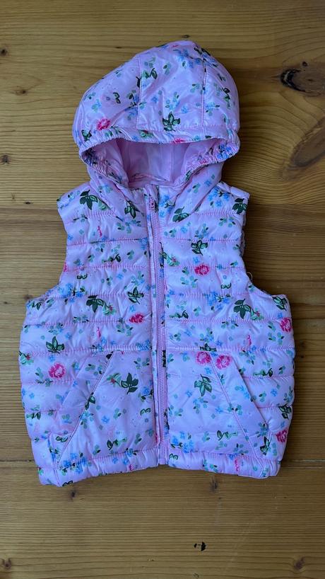 Růžová vesta s kytičkami, reserved,92