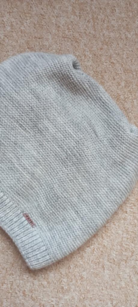 Čepice zn."wrobi" vel."uni"dívky i ženy,