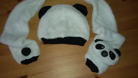 Čepice a šála, 80