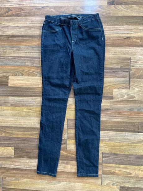Nové džíny vel xs, ca, c&a,xs