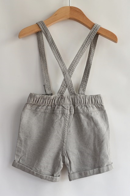 Kraťasy vel. 18 - 24 m, f&f,92
