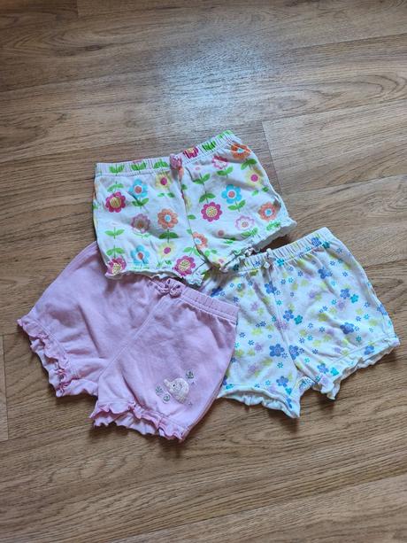 3krát kraťasy 6-9m, cherokee,74